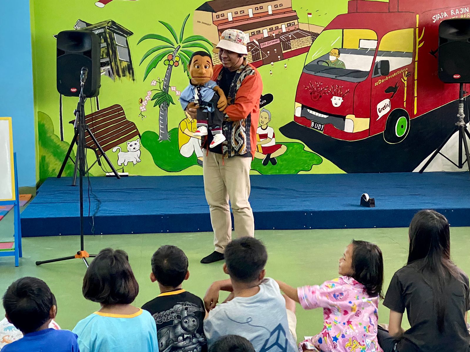 Wisata LiterAsyik Di Perpustakaan Jakarta Timur